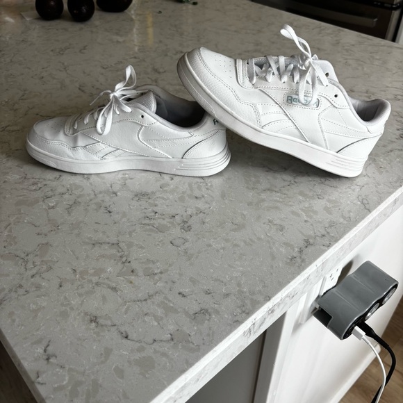 White Reebok sneakers - Picture 5 of 11